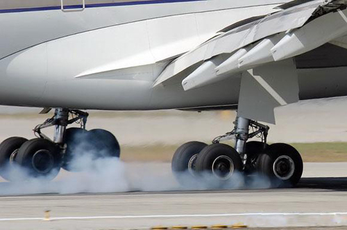 一般航空機用タイヤ